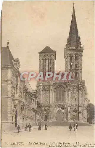 Cartes postales Lisieux La Cathedrale et l'Hotel des Postes