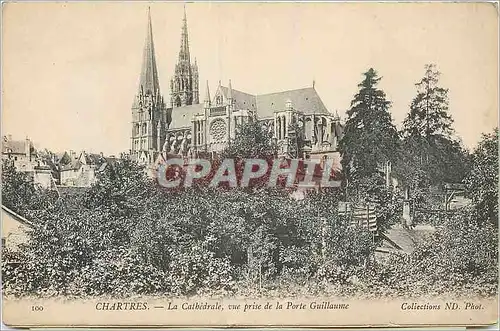 Cartes postales Chartres La Cathedrale vue prise de la Porte Guillaume