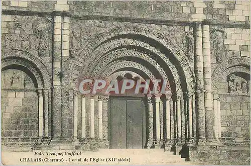 Cartes postales Chalais (Charente) Portail de l'Eglise (XIIe Siecle)