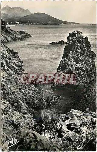 Cartes postales moderne Agay (Var) Le Dramont La Rocher dit la Cathedrale