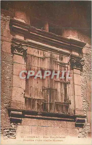 Ansichtskarte AK Cognac Rue Magdeleine Fenetre d'une Vieille Maison