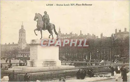 Ansichtskarte AK Lyon Statue Louis XIV Place Bellecour