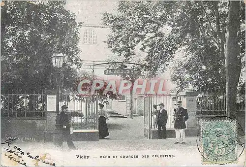 Cartes postales Vichy Parc et Sources des Celestins Militaria