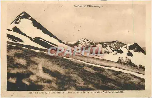 Cartes postales Le Griou Le Cantal Pittoresque Le Griounot et Lusclade sur le Versant du Cote de Mandaille