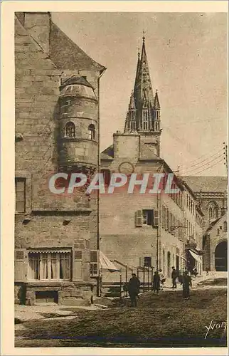 Cartes postales St Pol de Leon (Finistere) Bretagne La Douce France La Grande Rue au premier plan