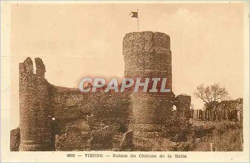 Ansichtskarte AK Vienne Ruines du Chateau de la Batie