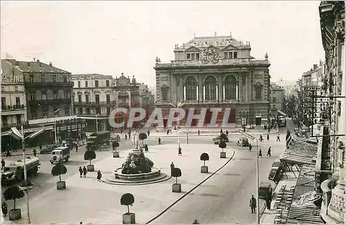 Cartes postales moderne Montpellier (Herault) La Place de la Comedie le Theatre et la Statue des Trois Graces Monoprix