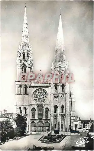 Cartes postales moderne La Cathedrale de Chartres La Facade principale