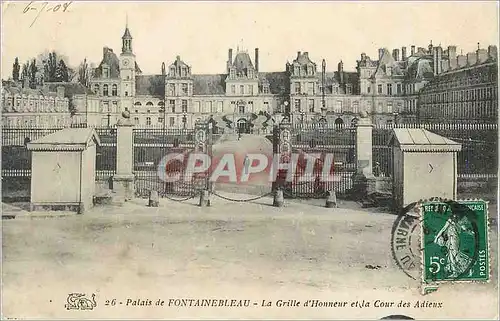 Ansichtskarte AK Palais de Fontainebleau La Grille d'Honneur et la Cour des Adieux