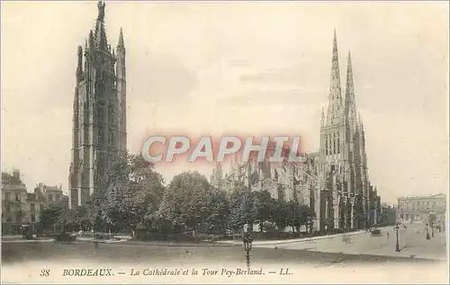 Cartes postales Bordeaux La Cathedrale et la Tour Pey Berland