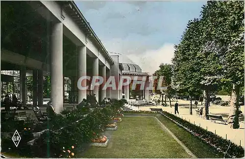 Cartes postales moderne Vittel (Vosges) Les Galeries de Cure