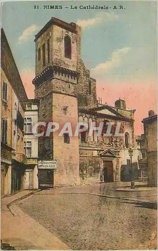 Cartes postales Nimes La Cathedrale