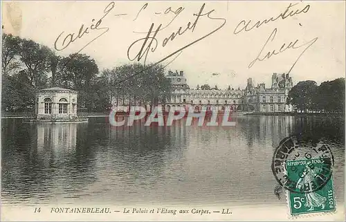 Ansichtskarte AK Fontainebleau Le Palais et l'Etang aux Carpes