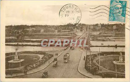Cartes postales Tours (I et L) Panorama sur la Loire Saint Cyr et Saint Symphorien Tramway