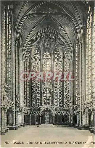 Cartes postales Paris Interieur de la Sainte Chapelle Le Reliquaire