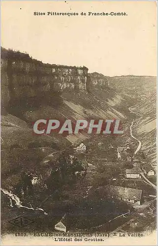 Cartes postales Baume les Mesieurs (Jura) Site Pittoresque de Franche Comte La Vallee L'Hotel des Grottes