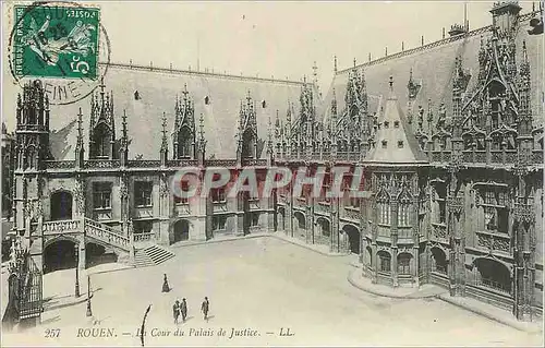 Cartes postales Rouen La Cour du Palais de Justice