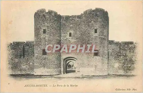 Ansichtskarte AK Aigues Mortes La Porte de la Marine