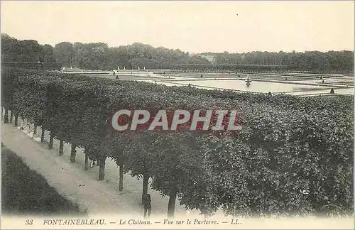 Ansichtskarte AK Fontainebleau le Chateau Vue sur le Parterre