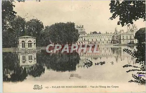 Ansichtskarte AK Palais de Fontainebleau Vue de l'Etang des Carpes