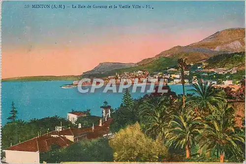 Cartes postales Menton (A M) La Baie de Garavan et la Vieille Ville