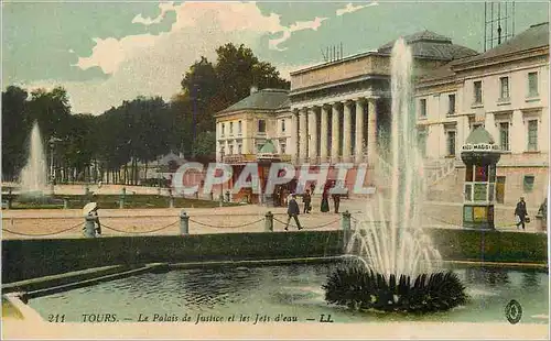 Ansichtskarte AK Tours Le Palais de Justice et les Jets d'Eau