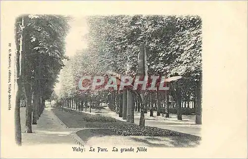 Cartes postales Vichy Le Parc La Grande Allee (carte 1900)
