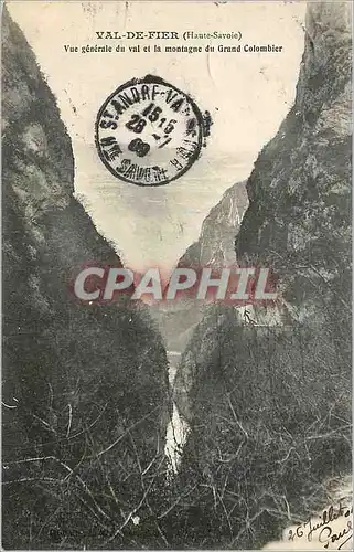 Ansichtskarte AK Val de Fier (Haute Savoie) Vue Generale du Val et la Montagne du Grand Colombier