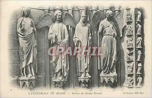 Cartes postales Cathedrale de Reims Statue du Grand Portail