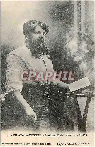 REPRO Thaon les Vosges Madame Detail dans son Salon