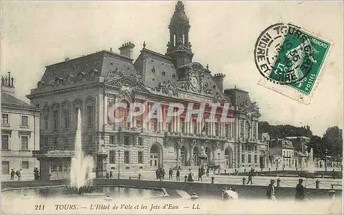 Cartes postales Tours l'Hotel de Ville et les Jets d'Eau