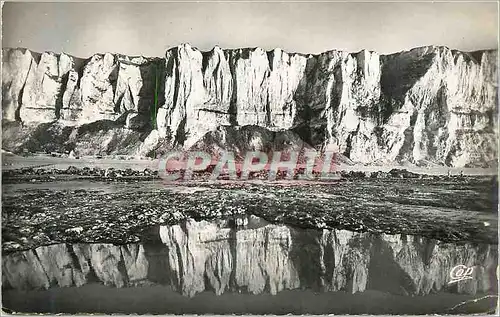 Cartes postales moderne Le Treport Les Falaises