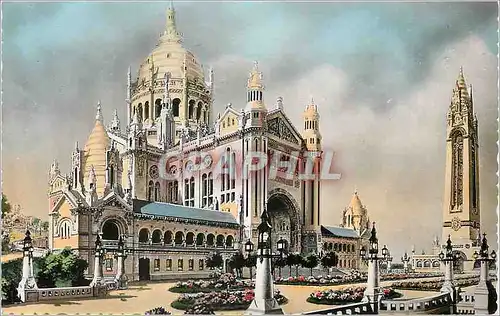 Cartes postales moderne La Basilique de Lisieux Panorama General