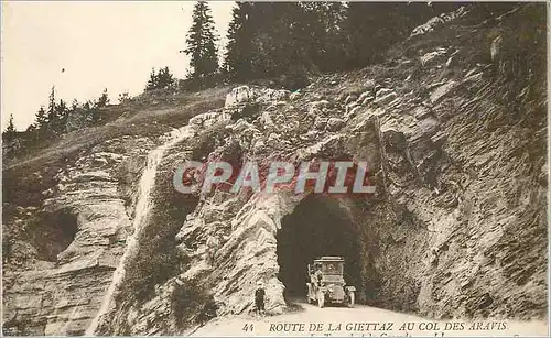 Ansichtskarte AK Route de la Giettaz Au Col des Aravis Automobile
