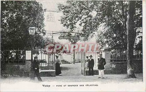 Cartes postales Vichy Parc et Sources des Celestins Militaria