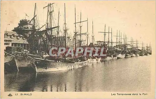 Ansichtskarte AK Saint Malo Les Terreneuvas dans le Port Bateaux