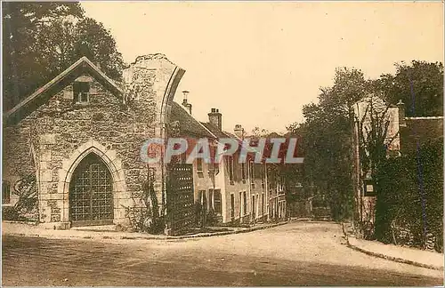 Cartes postales Abbaye de Vaux de Cernay Entree de la Rue des Vaux