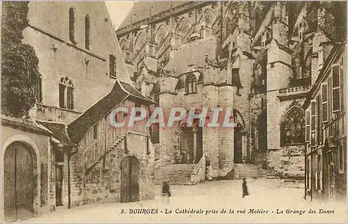 Cartes postales Bourges La Cathedrale prise de la Rue Moliere La Grange des Dunes