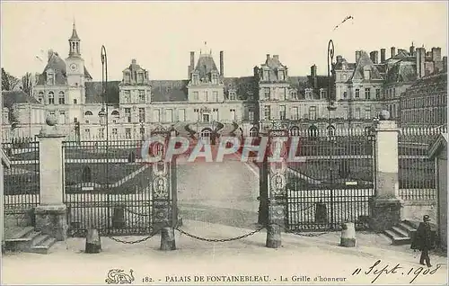 Ansichtskarte AK Palais de Fontainebleau La Grille d'Honneur