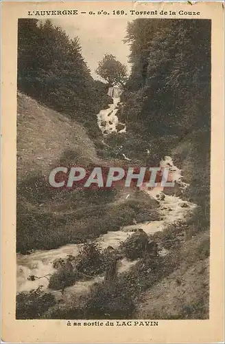 Cartes postales l'Auvergne Torrent de la Gouze a ma Sortie du Lac Pavin