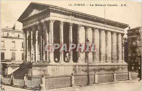 Cartes postales Nimes la Maison Carree