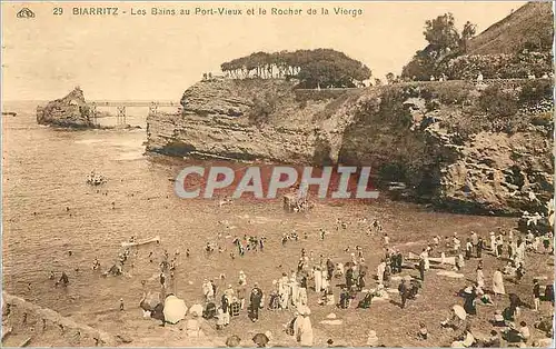 Ansichtskarte AK Biarritz Les Bains au Port Vieux et le Rocher de la Vierge