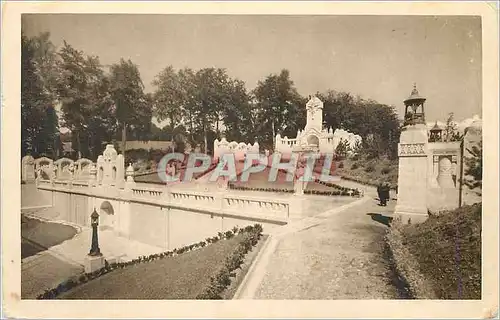 Ansichtskarte AK La Basilique de Lisieux Le Chemin de Croix Exterieur Vue Generale