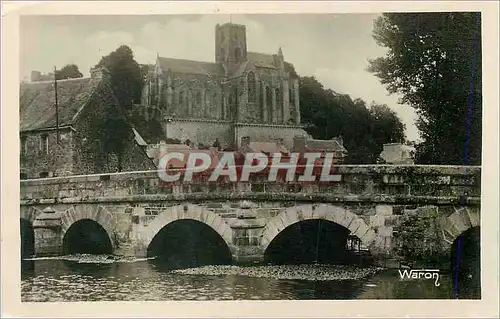 Cartes postales moderne Lamballe l'Eglise Notre Dame et le Gouessant