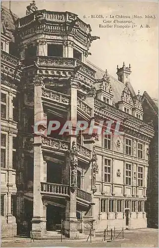 Cartes postales Blois le Chateau Cour d'Honneur