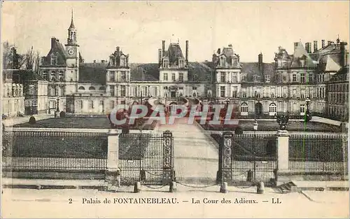 Cartes postales Palais de Fontainebleau La Cour des Adieux