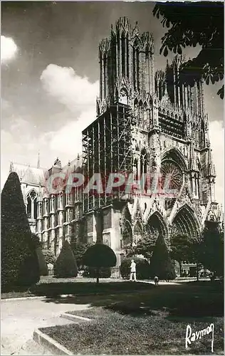 Moderne Karte Reims (Marne) Images de France La Cathedrale vue du Square