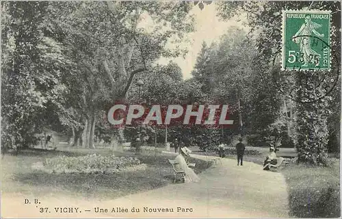 Ansichtskarte AK Vichy Une Allee du Nouveau Parc