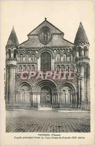 Ansichtskarte AK Poitiers (Vienne) Facade Principale Ouest de Notre Dame la Grande (XIIe S)