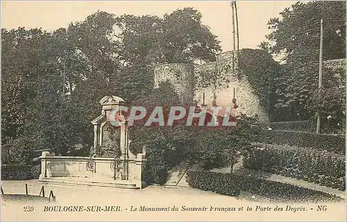 Cartes postales Boulogne sur Mer Le Monument du Souvenir Francais et la Porte des Degres